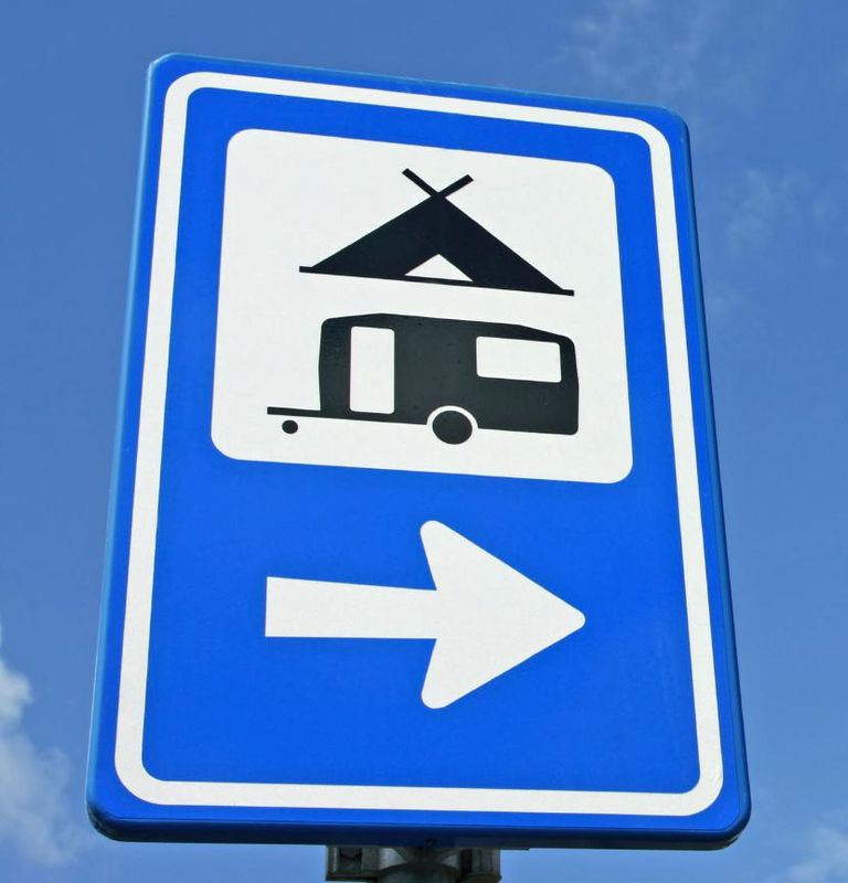 Verkehrszeichen Campingplatz